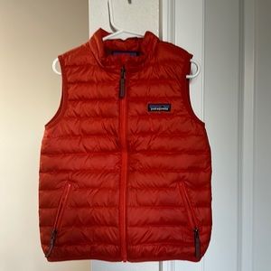 Burnt orange Patagonia puffer vest 4T